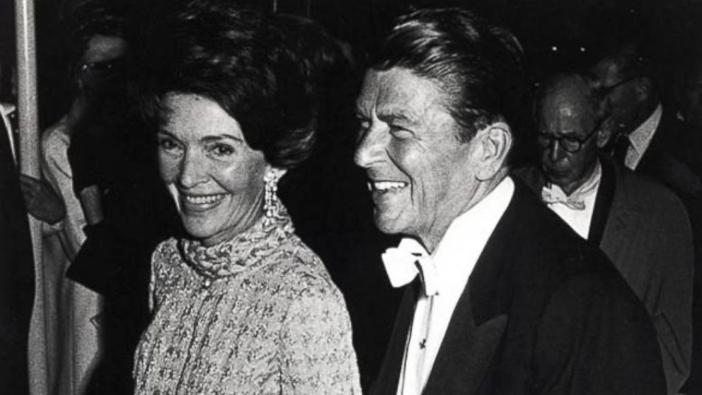 PHOTO: Governor Ronald Reagan and California first lady Nancy Reagan at the Governor's inaugural Ball in Sacramento, Calif., January 1971.