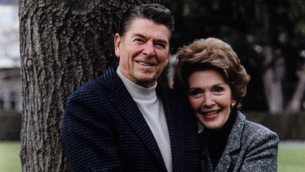 PHOTO: President Reagan and first lady Nancy Reagan pose on the White House South Lawn for a casual official portrait, Nov. 22, 1981.