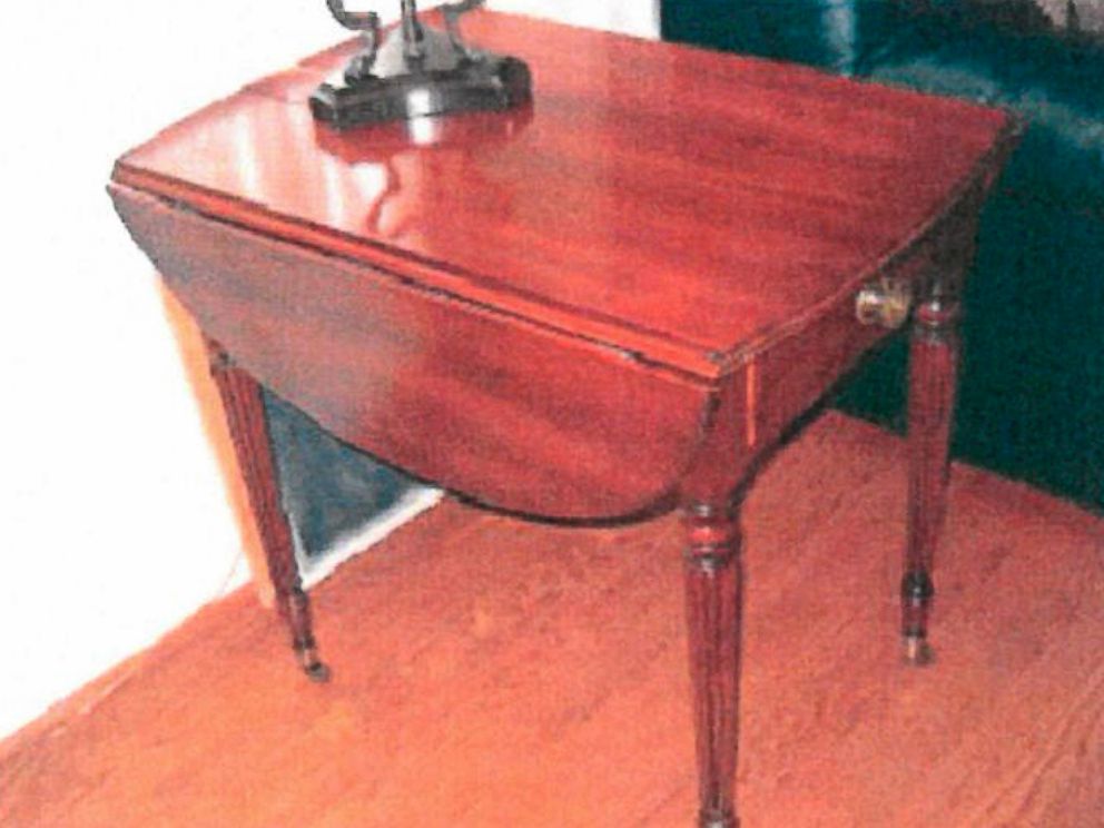 PHOTO: Table purchased by Gov. Martin O'Malley.