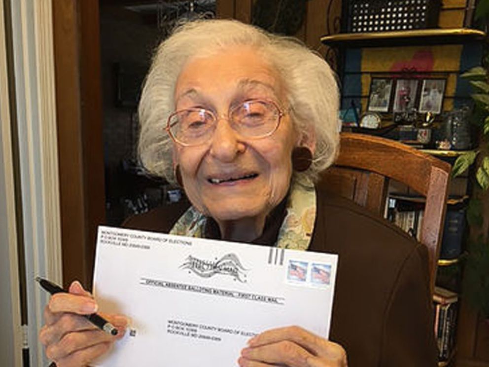PHOTO: Estelle Liebow Schultz, 98, of Rockville, Maryland, cast her ballot for Hillary Clinton in the 2016 presidential election.