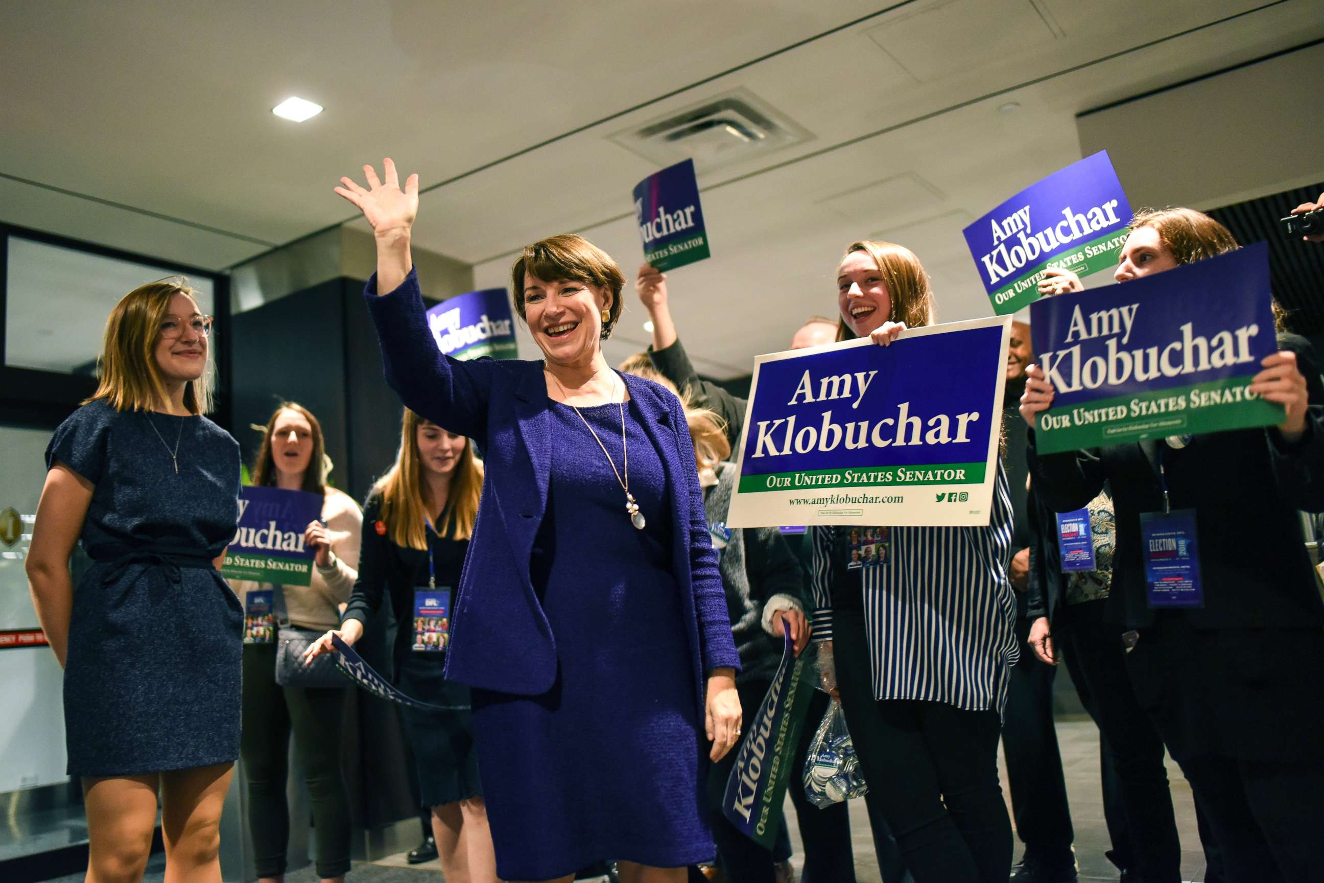 PHOTO: Sen. Amy Klobuchar arrives at the Intercontinental Hotel for the night's DFL headquarters election party in St. Paul, Minn., Nov. 6, 2018. 