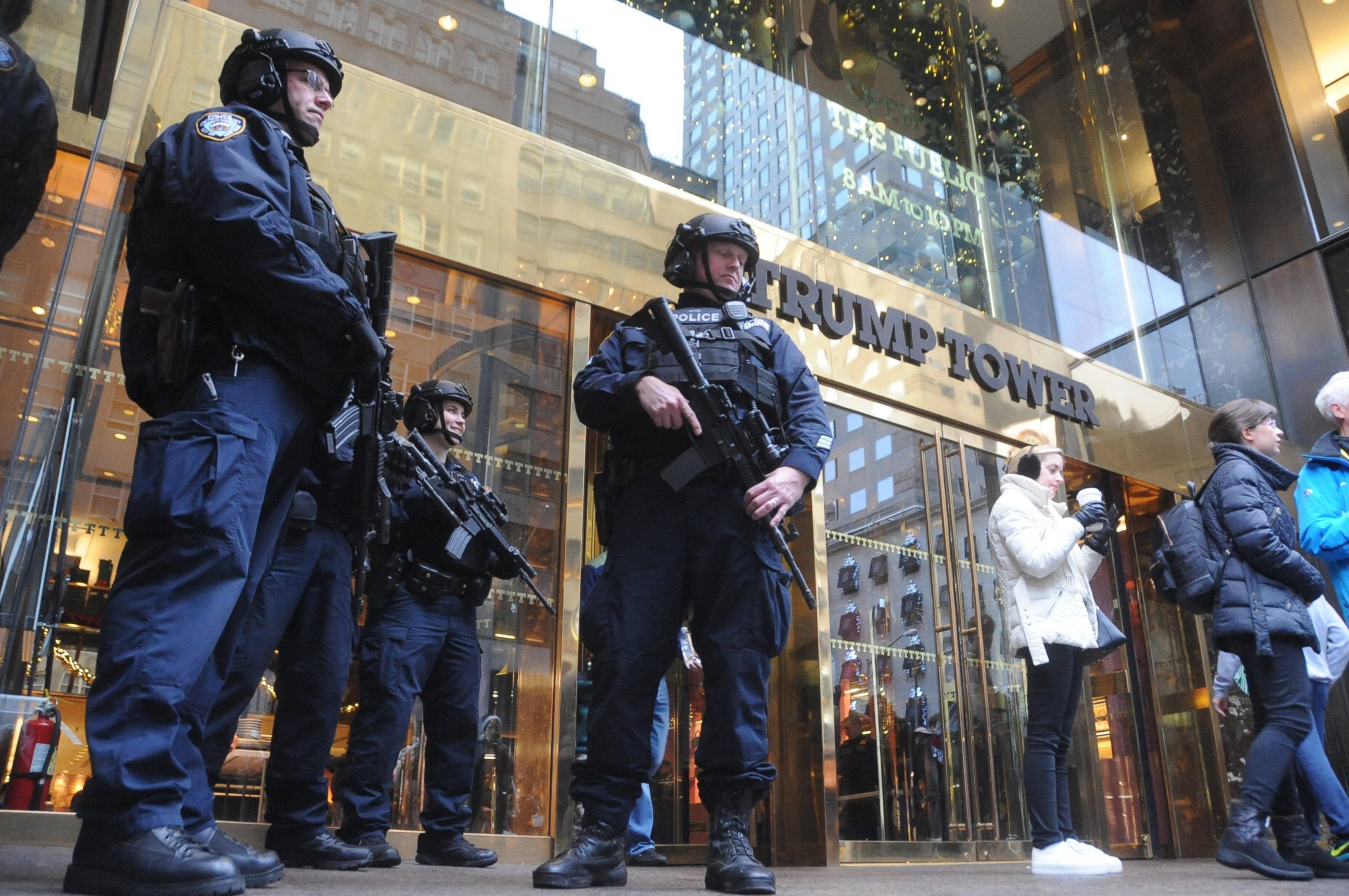 PHOTO: Security at Trump Tower as the city and the federal government bicker as to who will pay for the NYPD detail at the Trump Tower.