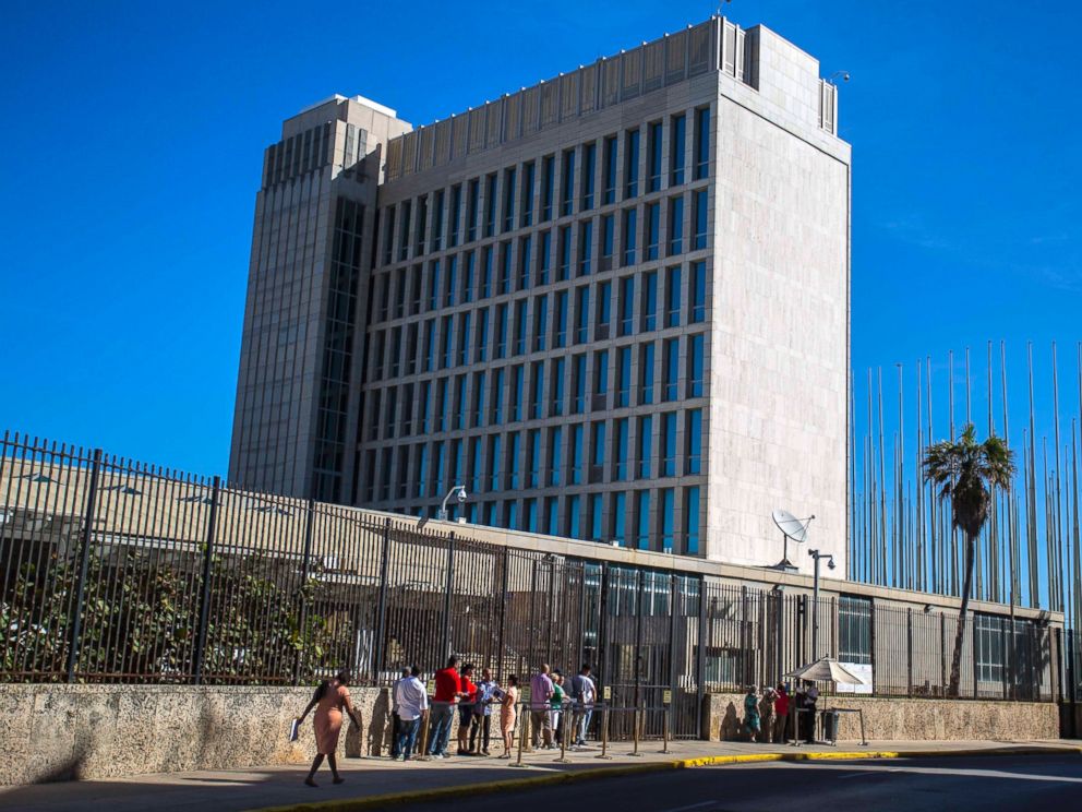 PHOTO: People line up outside the United States embassy in Havana, Cuba, the day after Republican presidential candidate Donald Trump defeated Democrat Hillary Clinton in the U.S. general election, Nov. 9, 2016.
