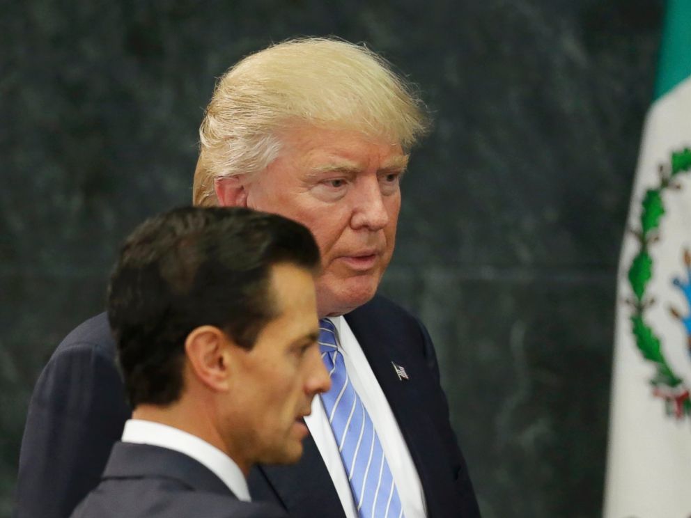 PHOTO: U.S. Republican presidential nominee Donald Trump and Mexico's President Enrique Pena Nieto arrive for a press conference at the Los Pinos residence in Mexico City, on Aug. 31, 2016. 