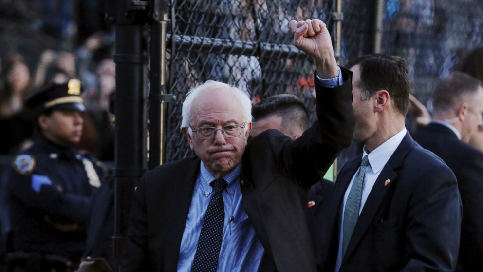 PHOTO: Democratic presidential candidate Bernie Sanders reacts to the crowd after speaking to an overflow crowd at a campaign rally at St Mary's Park in Bronx, New York, March 31, 2016. 