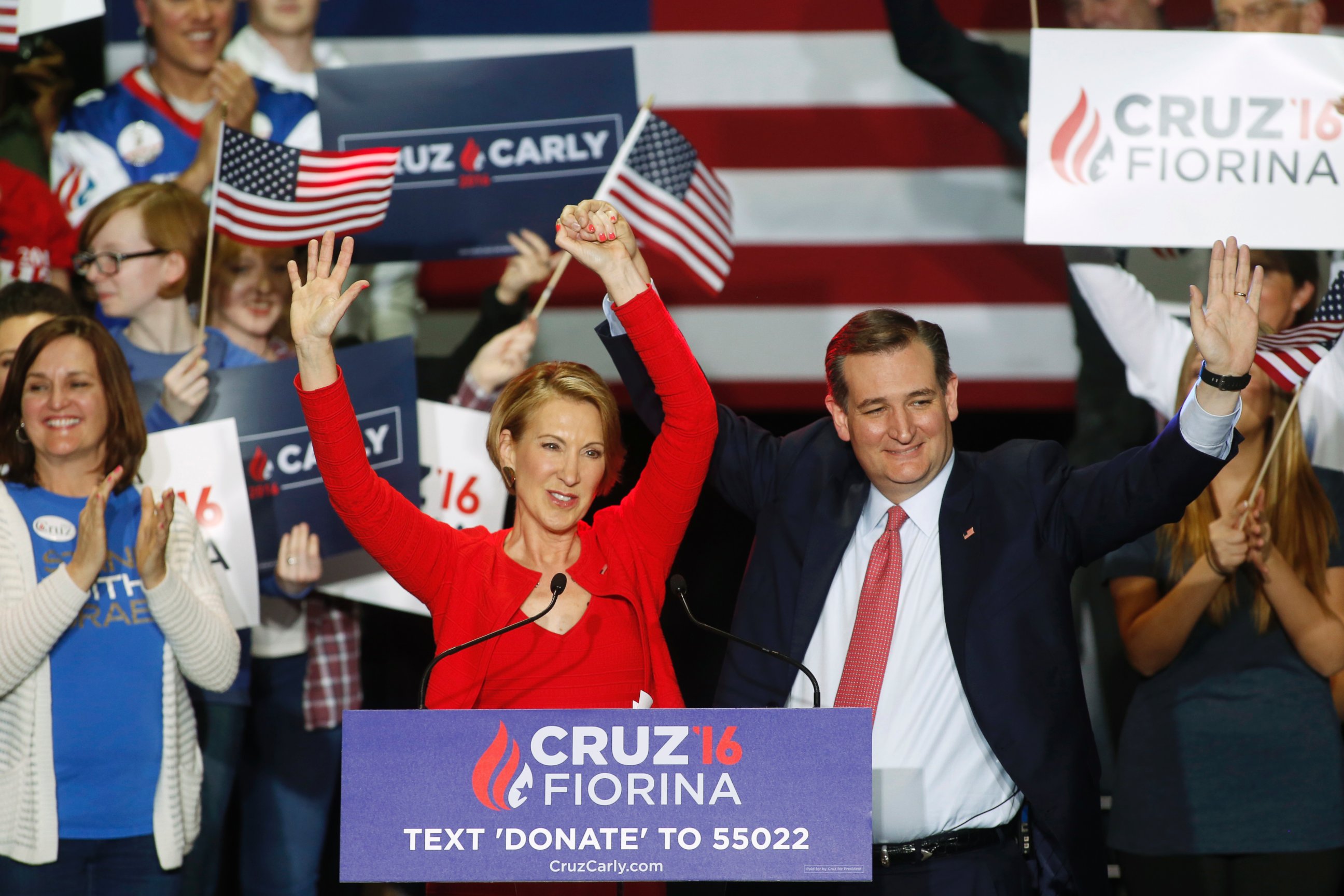 PHOTO: Republican presidential candidate Ted Cruz stands with Carly Fiorina after he announced Fiorina as his running mate at a campaign rally in Indianapolis, April 27, 2016.  