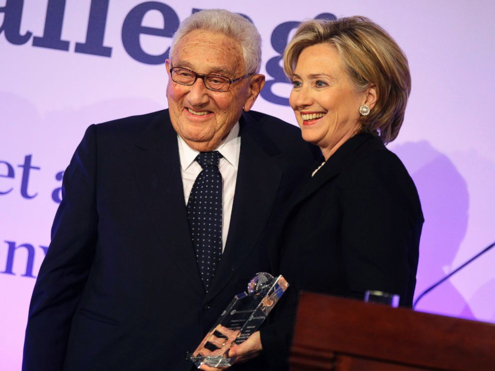 PHOTO: Hillary Clinton receives the "Freedom Award" for the American People from former Secretary of State Henry Kissinger during the Atlantic Council Awards ceremony at the Adlon hotel in Berlin, Nov. 8, 2009.