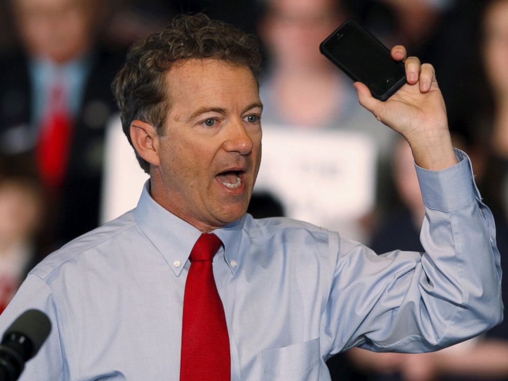 PHOTO: Senator Rand Paul, R-KY, a 2016 Republican White House hopeful, gestures with his cell phone as he speaks at a campaign event in Milford, N.H., April 8, 2015. 