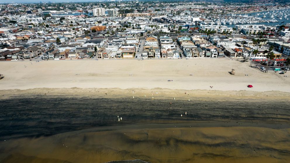 Texas pipeline company charged in California oil spill