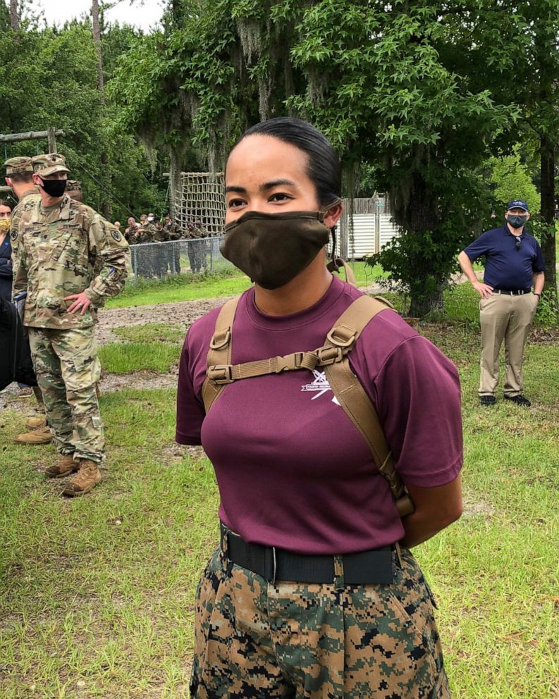 Masks On Leatherneck Square Virus Changes Marine Training Abc News