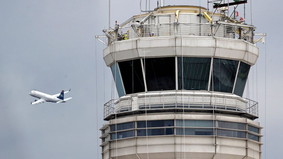 US will pay $44 million in age-bias case by ex-FAA workers