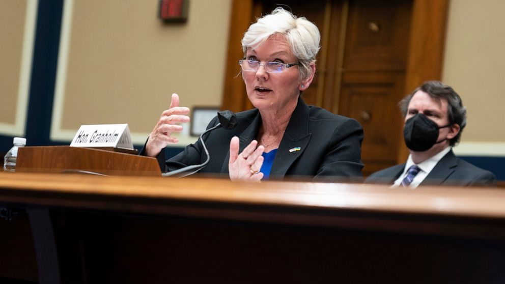 Energy chief Granholm touts $3B plan to boost EV batteries