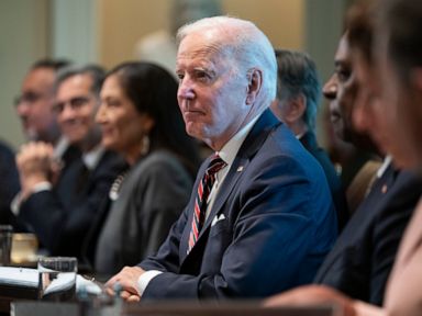 Biden touts legislative record as midterms approach thumbnail
