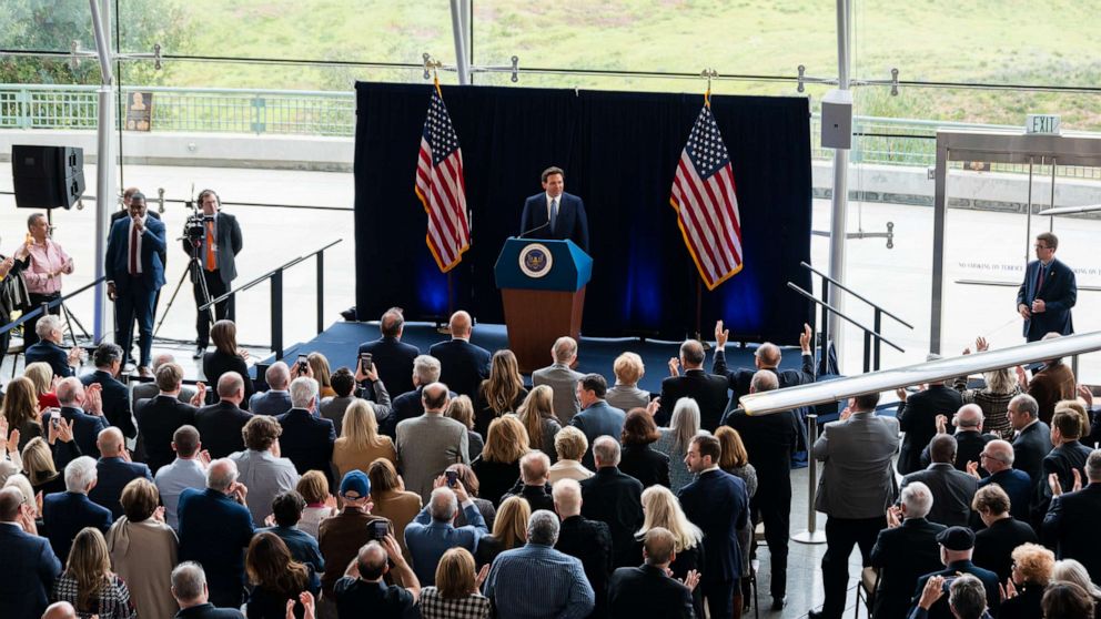 PHOTO: Florida Gov. Ron DeSantis speaks before a crowd at the Ronald Reagan Presidential Library's Air Force One Pavilion in Southern California.