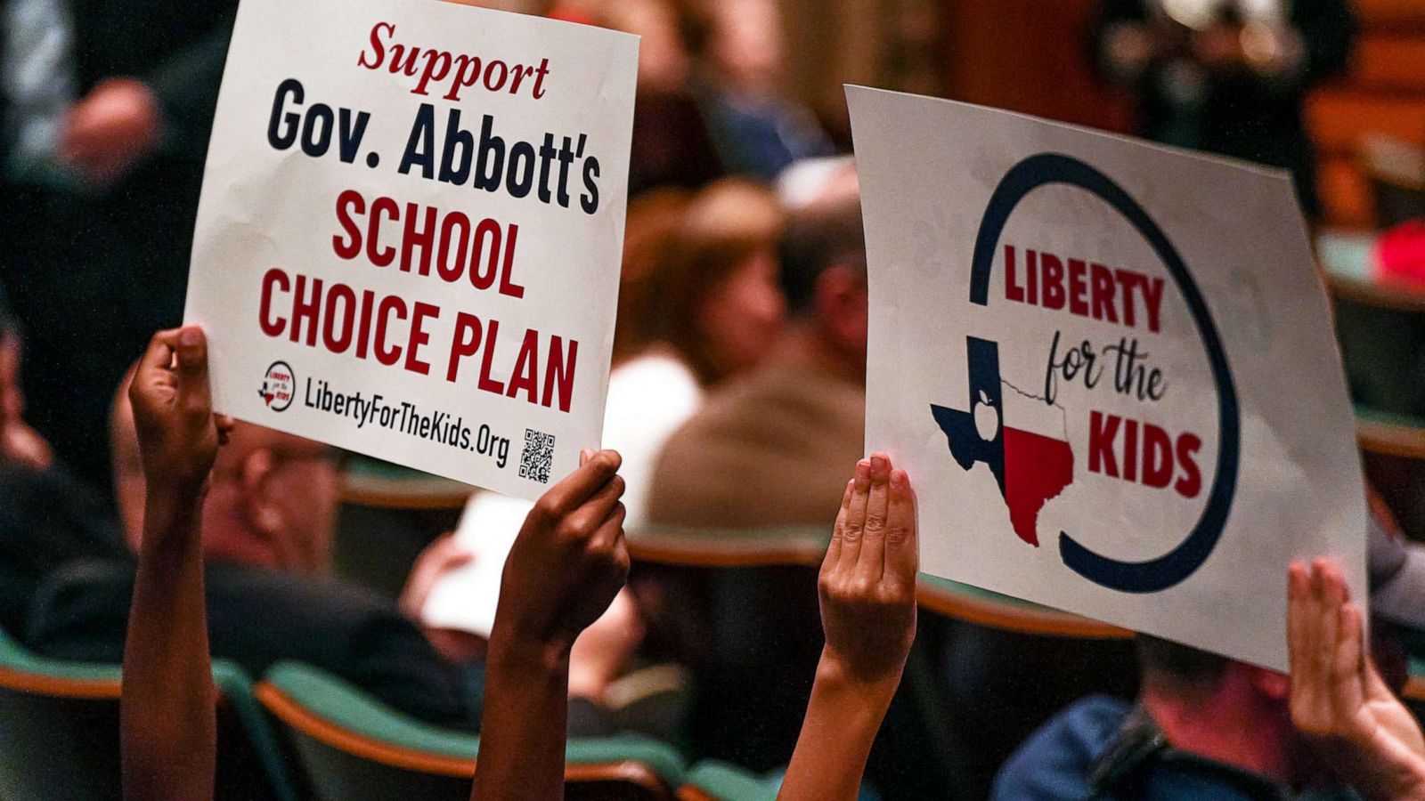 What is school choice? Texas Gov. Abbott pushes for universal ESAs in  special session