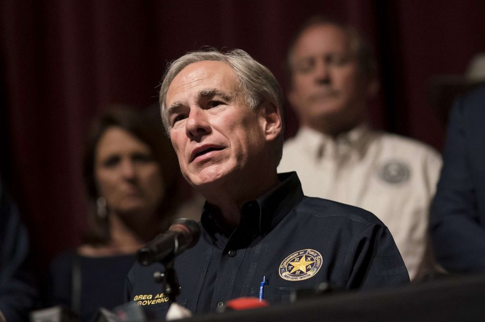 PHOTO: Greg Abbott, governor of Texas, speaks during a news conference in Uvalde, Texas, on May 25, 2022.  