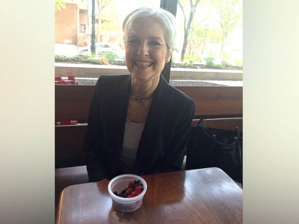 PHOTO: Presumptive Green Party presidential candidate Dr. Jill Stein has a snack of raspberries and blueberries in Philadelphia, July 25, 2016.