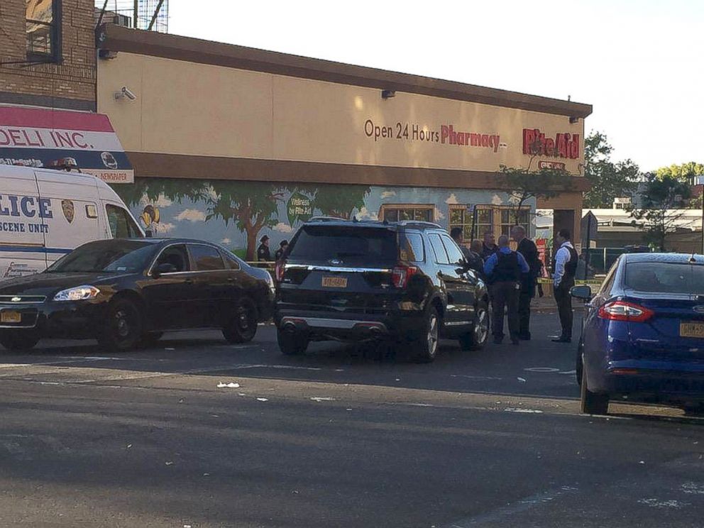 PHOTO: NYPD officers block off a path after a series of shootings occurred during the J'Ouvert festival on Sept. 7, 2015, in Brooklyn, New York.