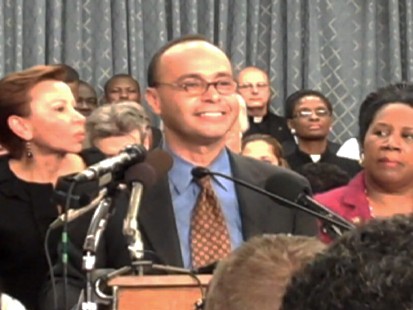 Video of Rep. Guitierrez and others unveil a plan to fix immigration reform.