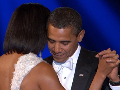 The Obamas First Ball