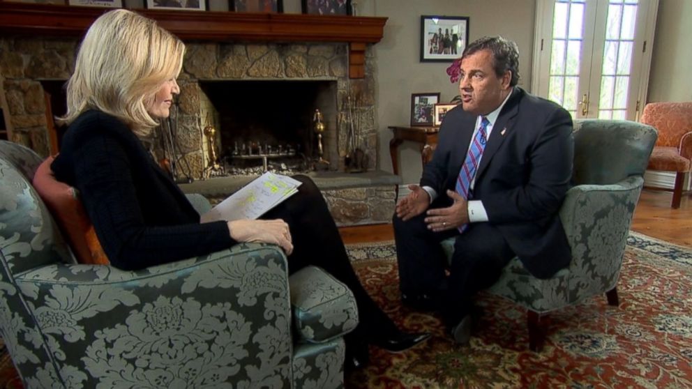PHOTO:  New Jersey Gov. Chris Christie speaks with ABC News' Diane Sawyer in an exclusive interview on March 27, 2014. 