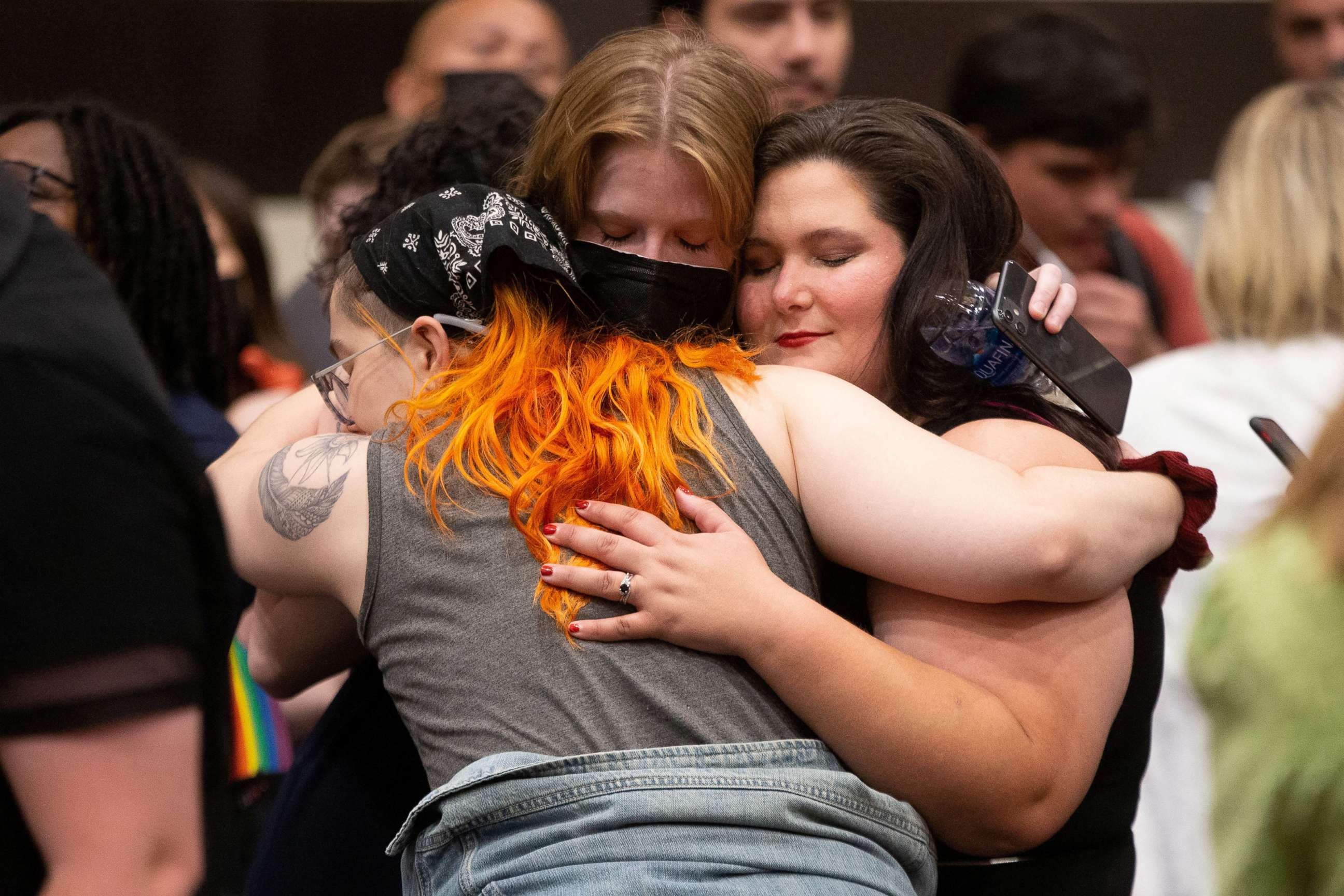 PHOTO: Abortion rights supporters react to the news that voters had rejected a state constitutional amendment that would have banned abortion during the Kansans for Constitutional Freedom election watch party in Overland Park, Kansas, Aug. 2, 2022.