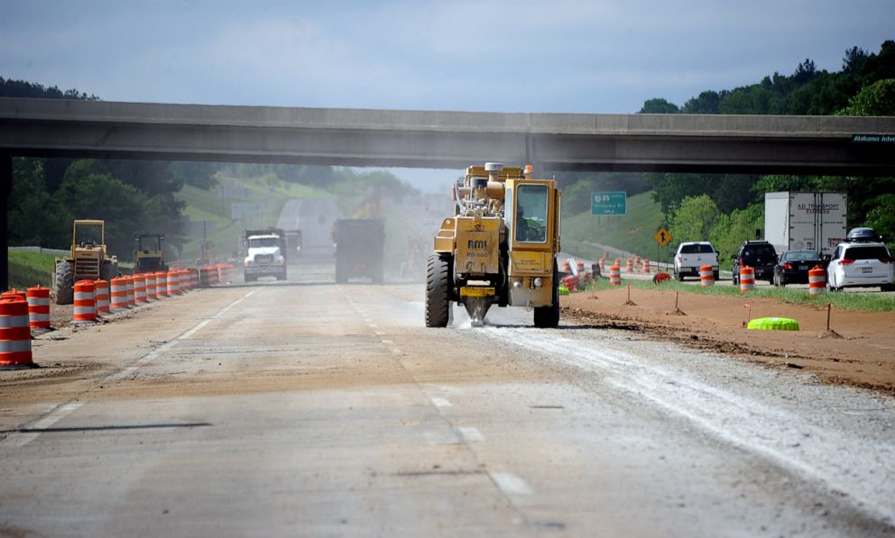 PHOTO: Highway construction in the Bessemer, Ala., 2012.