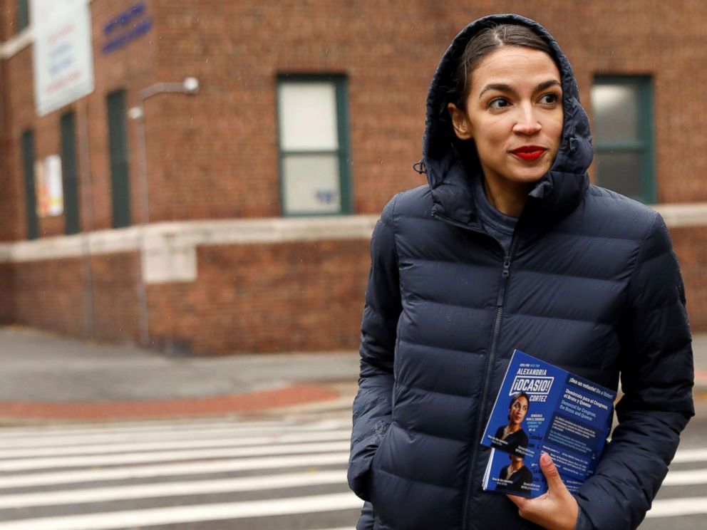 PHOTO: Democratic Congressional candidate Alexandria Ocasio-Cortez campaigns during a whistle stop in New York City, Nov. 5, 2018.