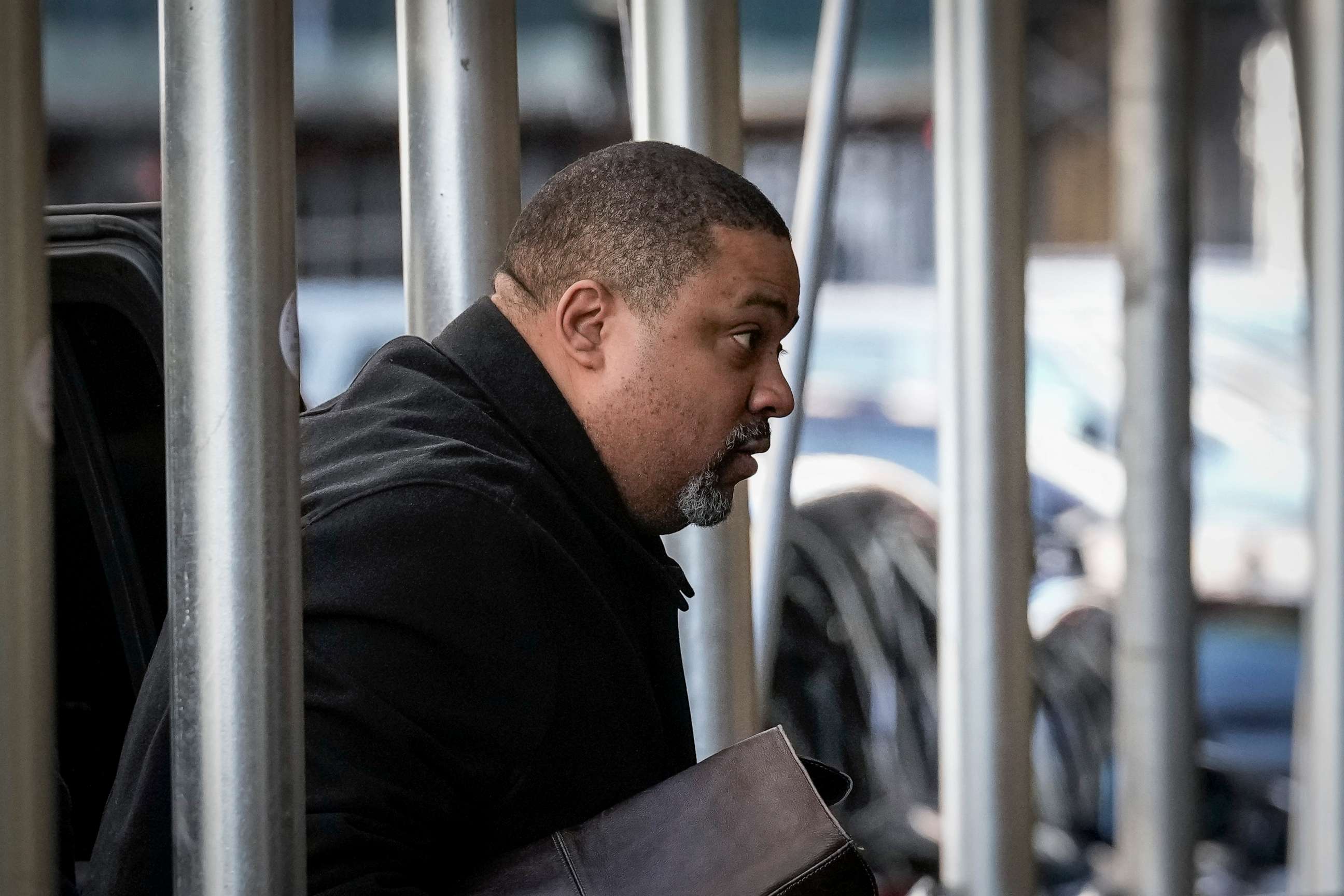 PHOTO: Manhattan District Attorney Alvin Bragg arrives at Manhattan Criminal Court Mar. 29, 2023 in New York City.