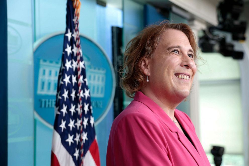 PHOTO: Jeopardy champion Amy Schneider talks with reporters in the James S. Brady Press Briefing Room of the White House, March 31, 2022 in Washington, DC.