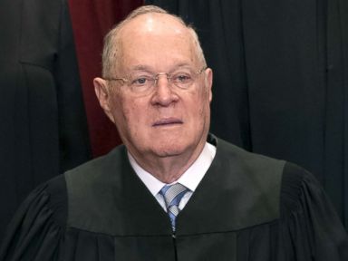 PHOTO: Supreme Court Associate Justice Anthony M. Kennedy sits for an official photo with other members of the US Supreme Court, June 1, 2017.