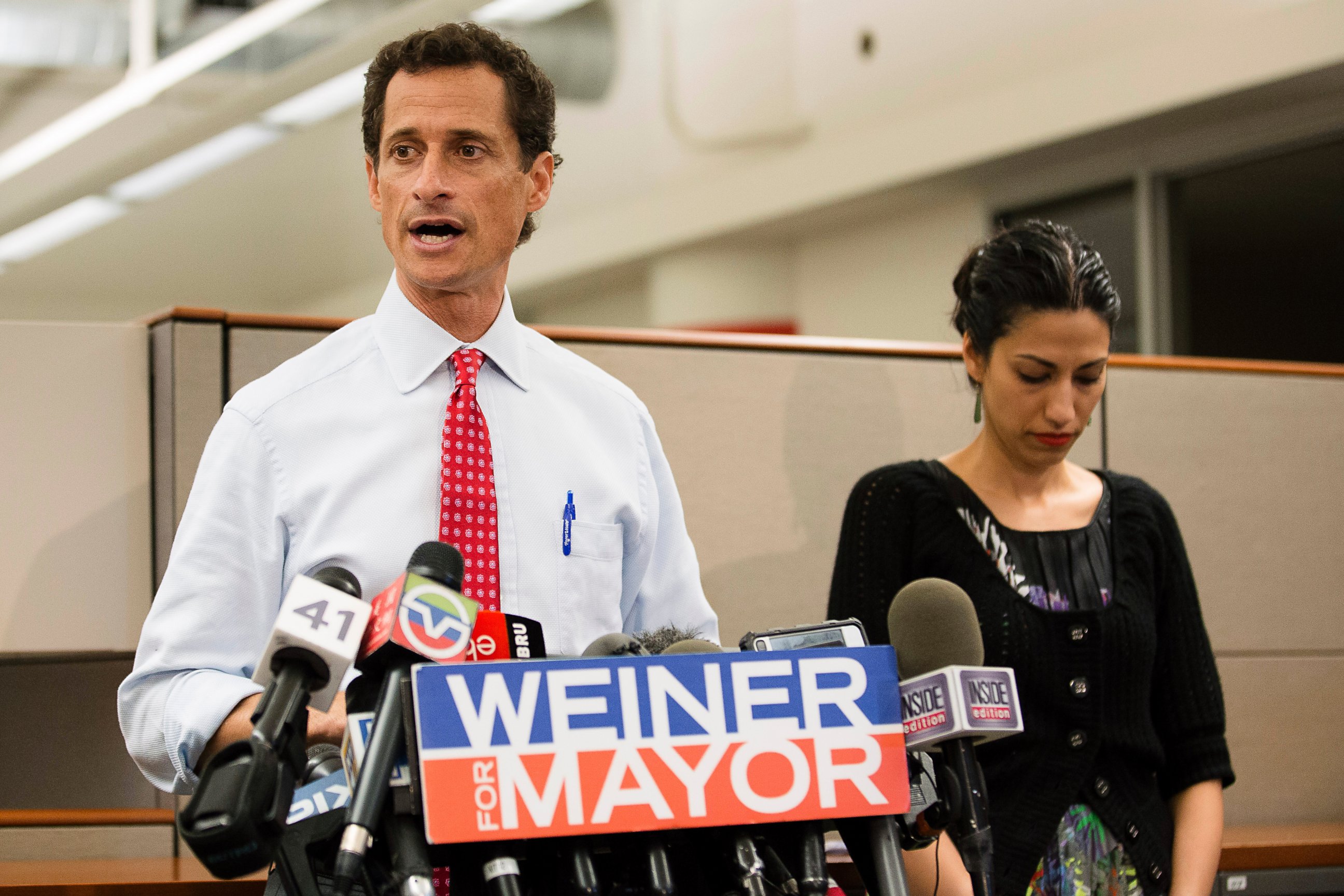 PHOTO: Anthony Weiner and Huma Abedin