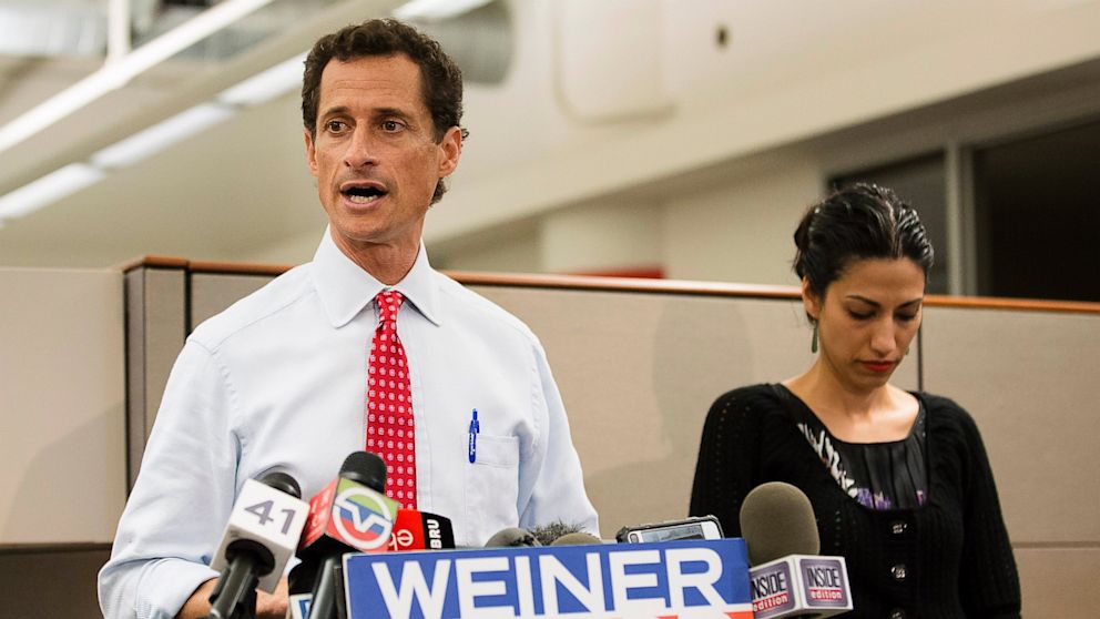 PHOTO: Anthony Weiner and Huma Abedin