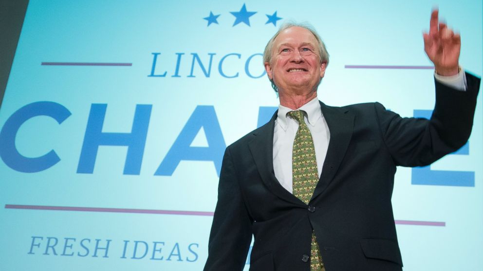 Former Rhode Island Gov. Lincoln Chafee, waves after announcing his candidacy for the Democratic presidential nomination during a speech at George Mason University in Arlington, Va., June 3, 2015