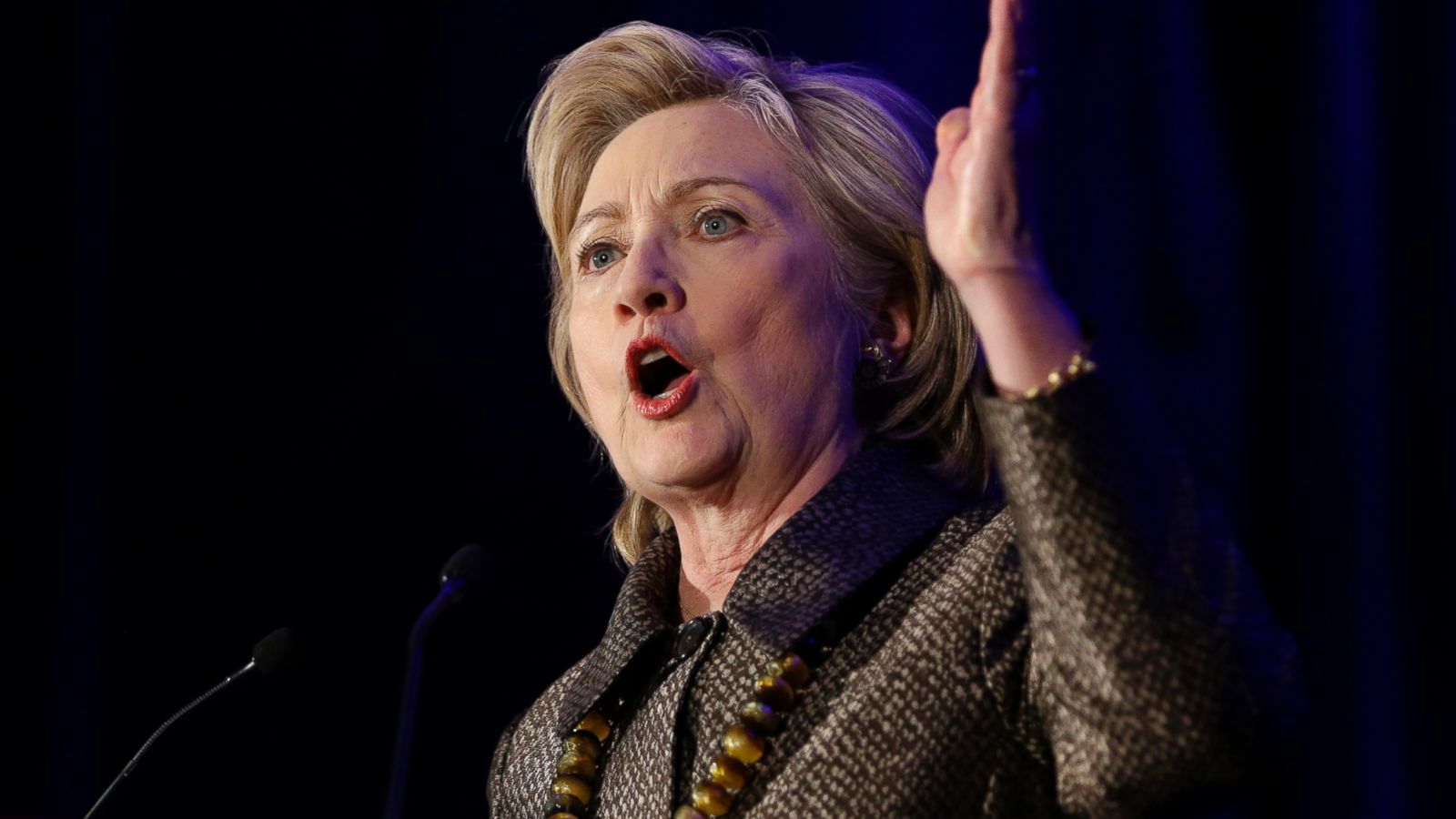 Hillary Clinton Calls Out Trump and Rubio on Immigration - ABC News