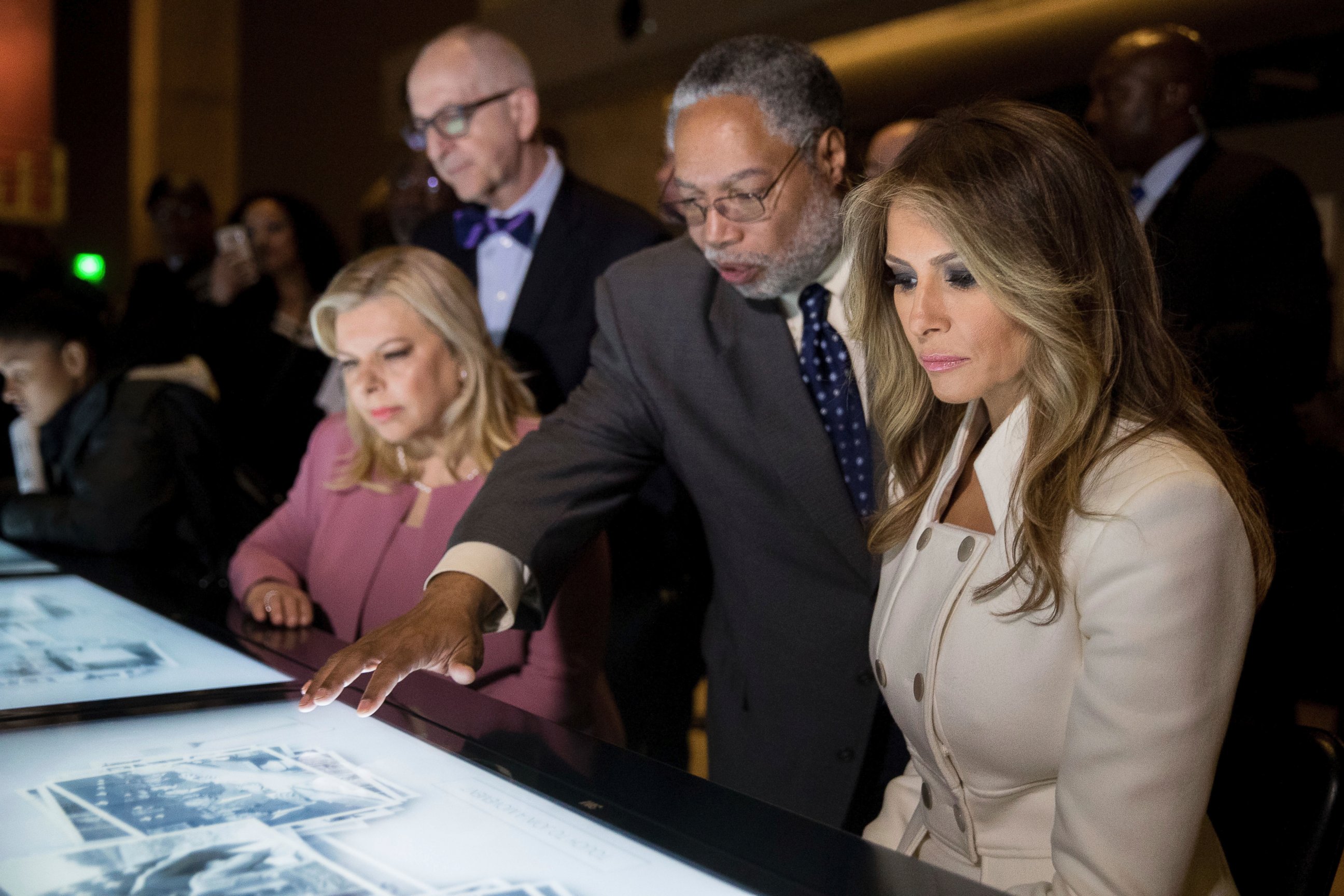 PHOTO: Melania Trump and Sara Netanyahu tour the Smithsonian's National Museum of African American History and Culture in Washington, Wednesday, Feb. 15, 2017, with Director Lonnie Bunch, second from right, and Smithsonian Secretary David Skorton.