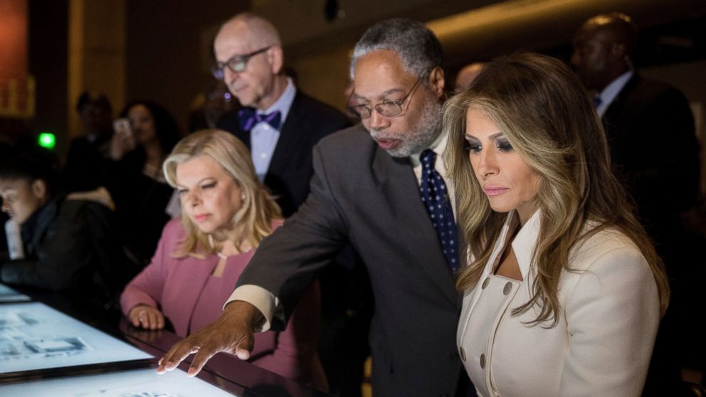 PHOTO: Melania Trump and Sara Netanyahu tour the Smithsonian's National Museum of African American History and Culture in Washington, Wednesday, Feb. 15, 2017, with Director Lonnie Bunch, second from right, and Smithsonian Secretary David Skorton.