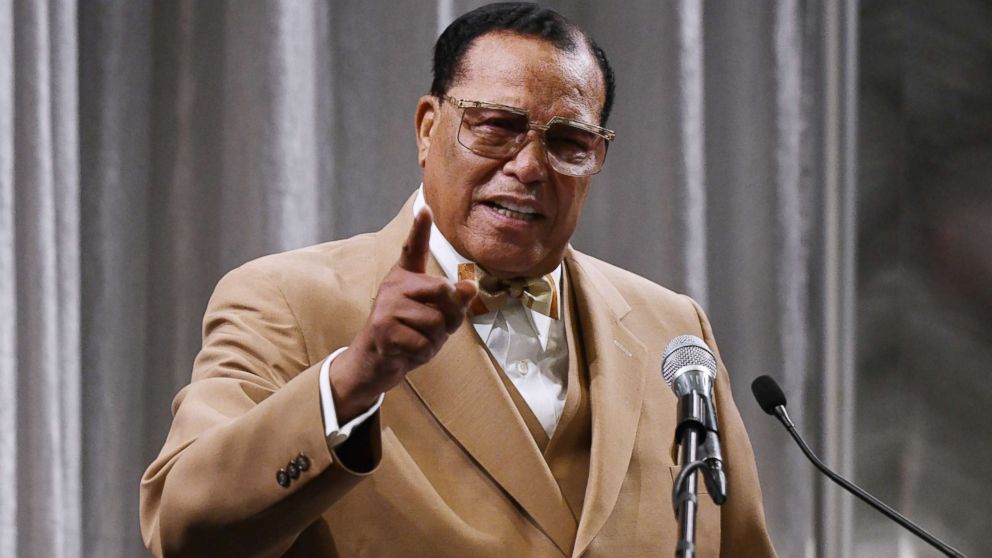 PHOTO: Nation of Islam Minister Louis Farrakhan delivers a message to President Donald Trump during a press conference on November 16, 2017 at the Watergate Hotel, in Washington DC.