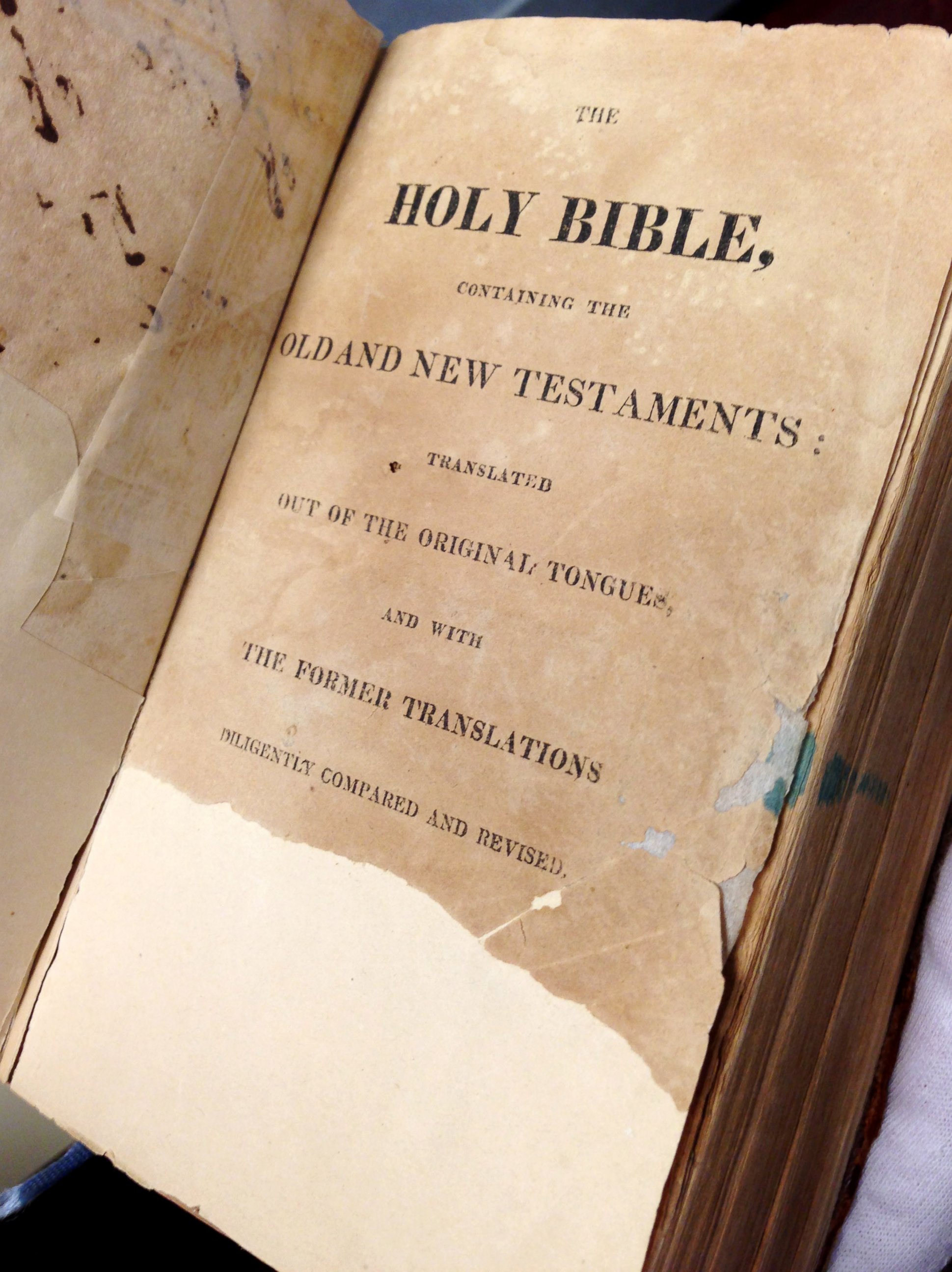 PHOTO: This Jan. 12, 2015 photo shows the torn flyleaf inside of what has long been called the Sam Houston Bible, in Austin, Texas.