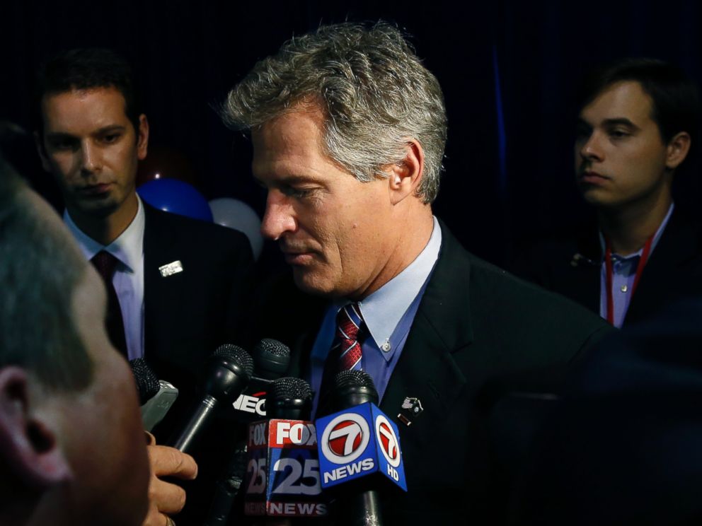 PHOTO: New Hampshire Republican Senate candidate Scott Brown speaks to reporters after conceding defeat to incumbent U.S. Sen. Jeanne Shaheen at his election night party in Manchester, N.H., Nov. 4, 2014.