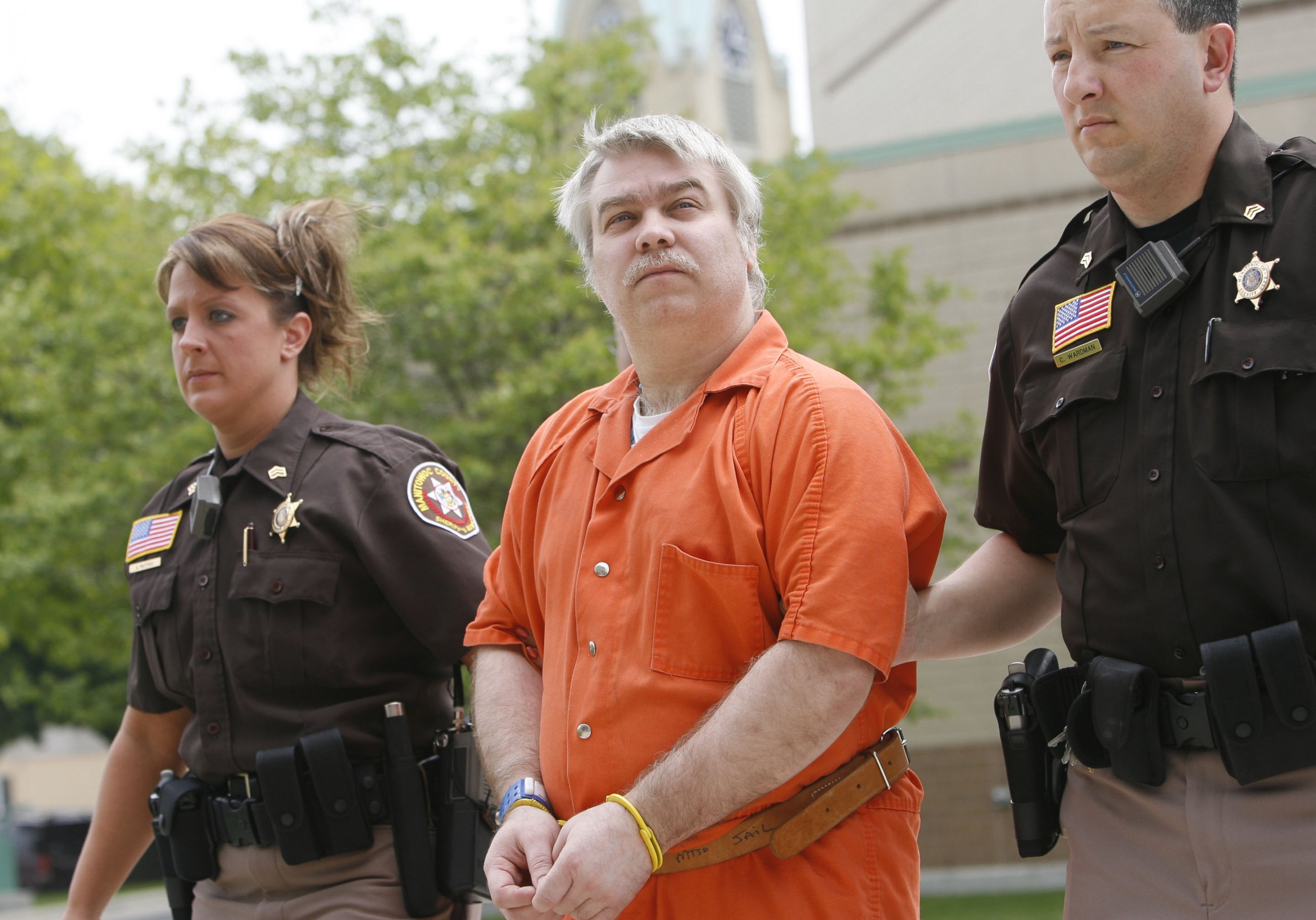 PHOTO: Steven Avery is escorted to the Manitowoc County Courthouse for sentencing, June 1, 2007, in Manitowoc, Wis.