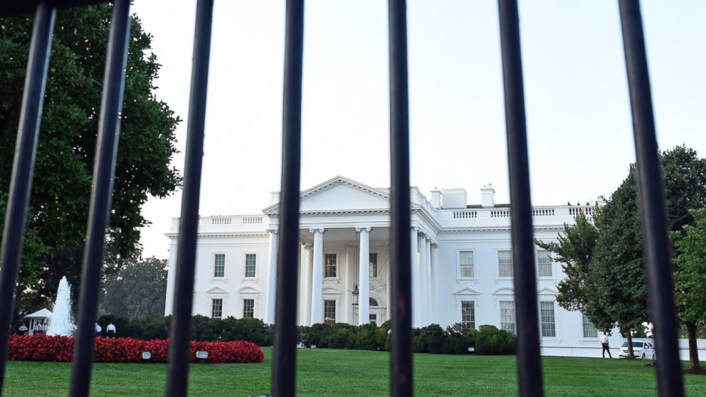A fence separates the White House from the street in Washington, in this Sept. 20, 2014 file photo.