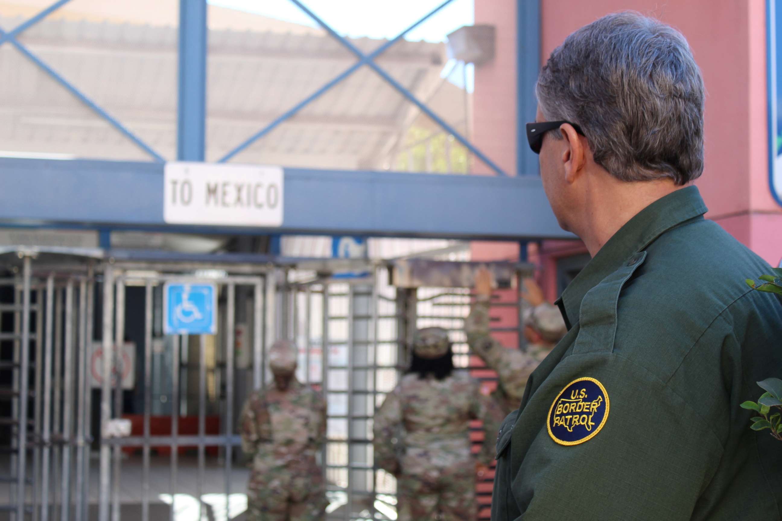 PHOTO: A U.S. Customs and Border Protection (CBP) agent watches while U.S. Army Engineers conduct site survey at a point of entry at the Arizona-Mexico border along the southern border of the U.S., Nov. 6, 2018.