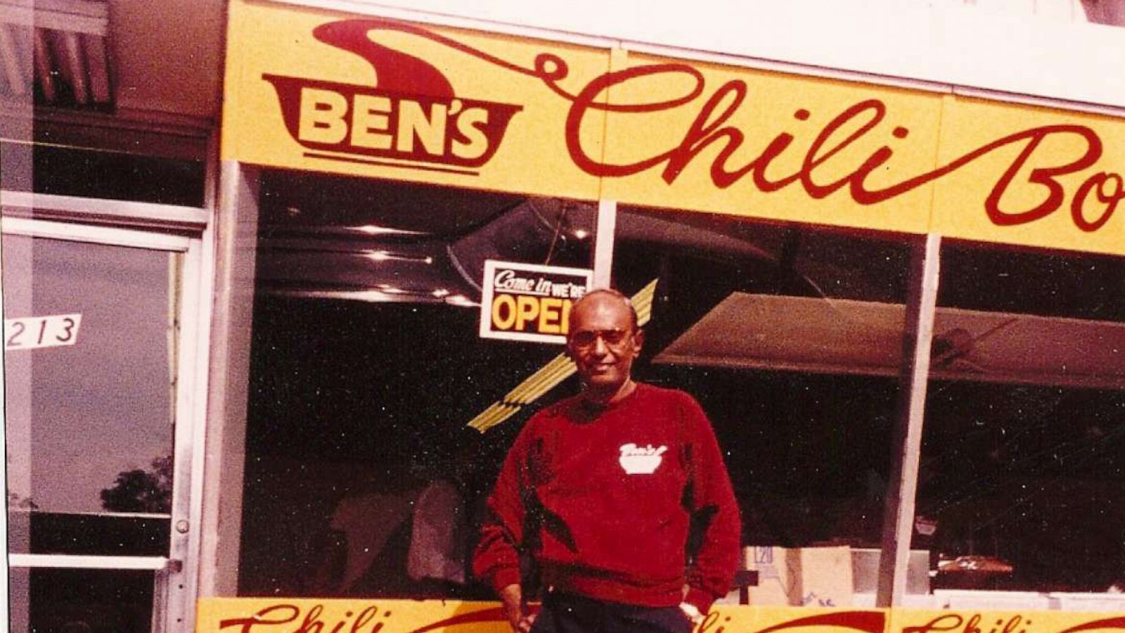 Ben's Chili Bowl, iconic DC business, obtains critical federal loan - ABC  News