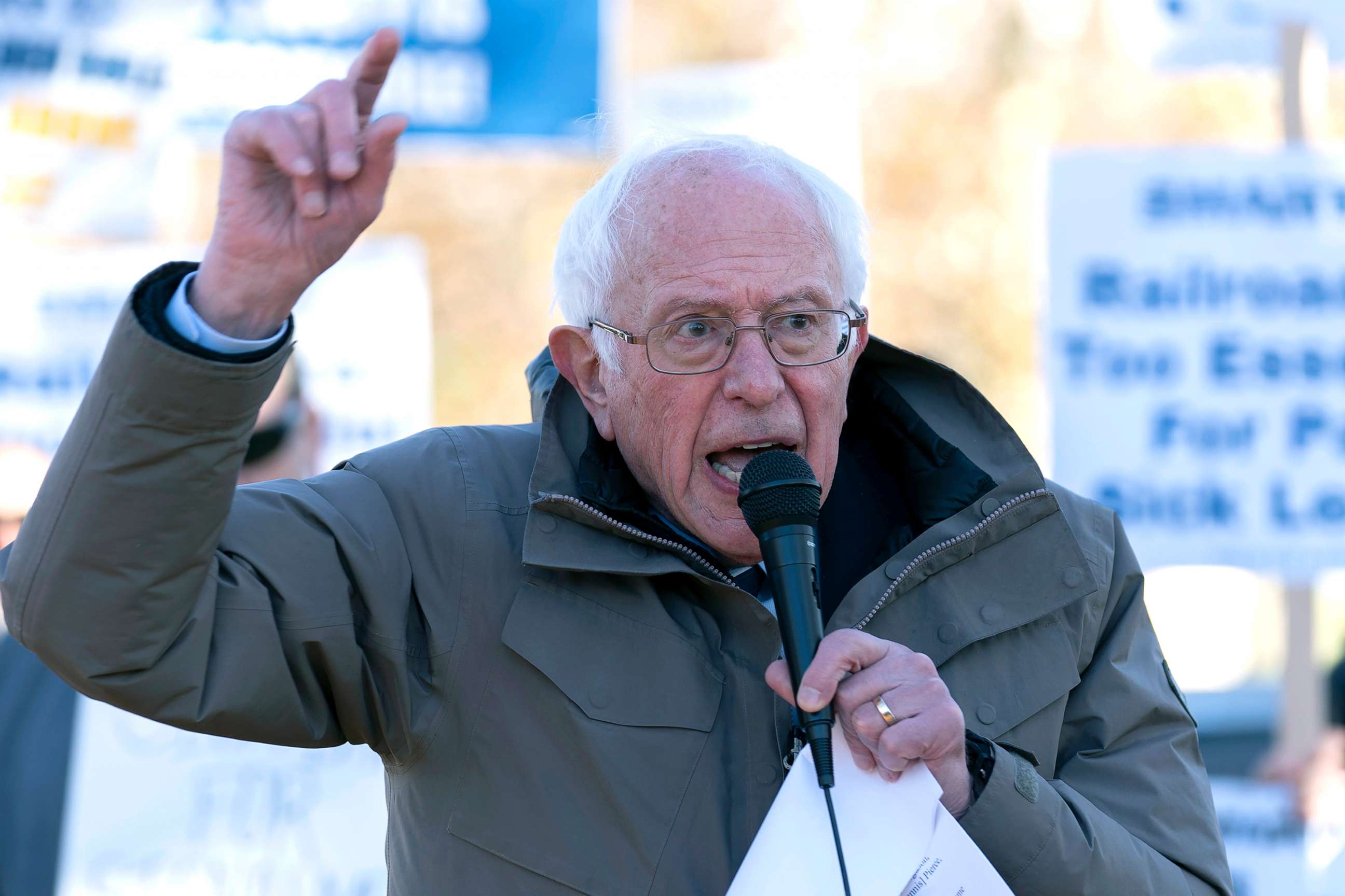 PHOTO: Sen. Bernie Sanders speaks during a rail union workers rally outside of the Capitol, Dec. 13, 2022.