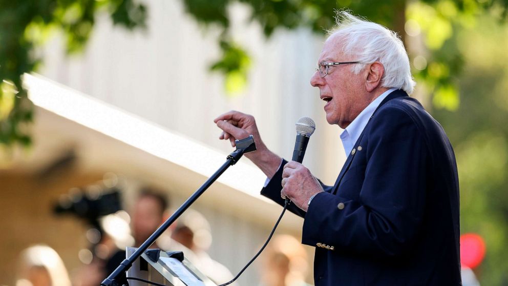 PHOTO: Democratic presidential candidate Sen. Bernie Sanders speaks during a brief campaign stop at Town Clock Plaza in Dubuque, Iowa, Sept. 23, 2019.