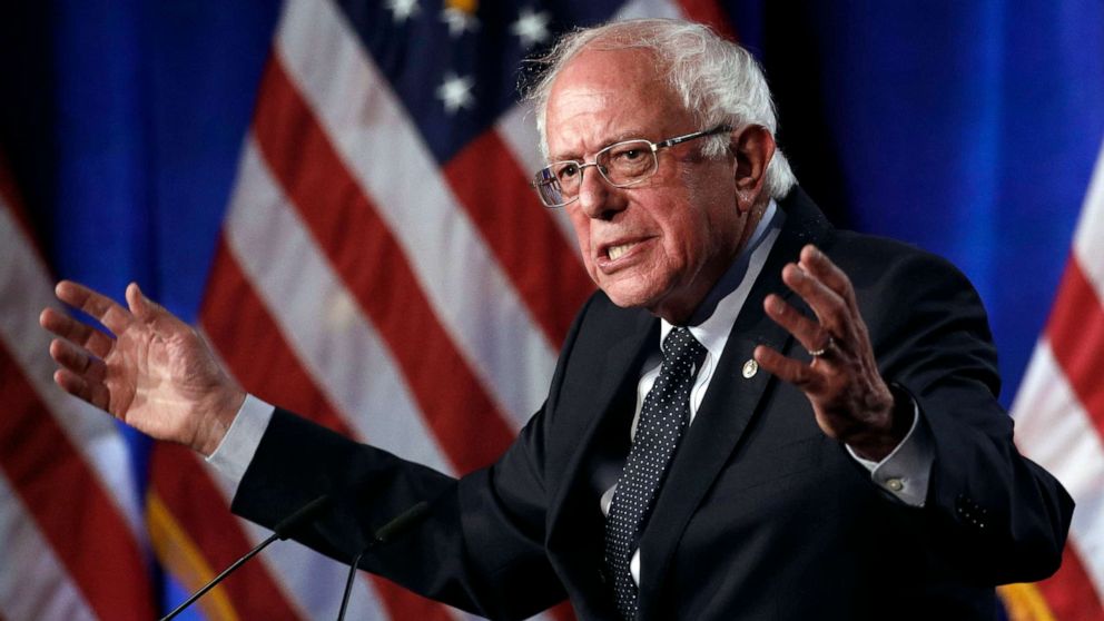 Bernie Sanders draws contrast with Elizabeth Warren: 'She is a capitalist through her bones. I'm not.' thumbnail