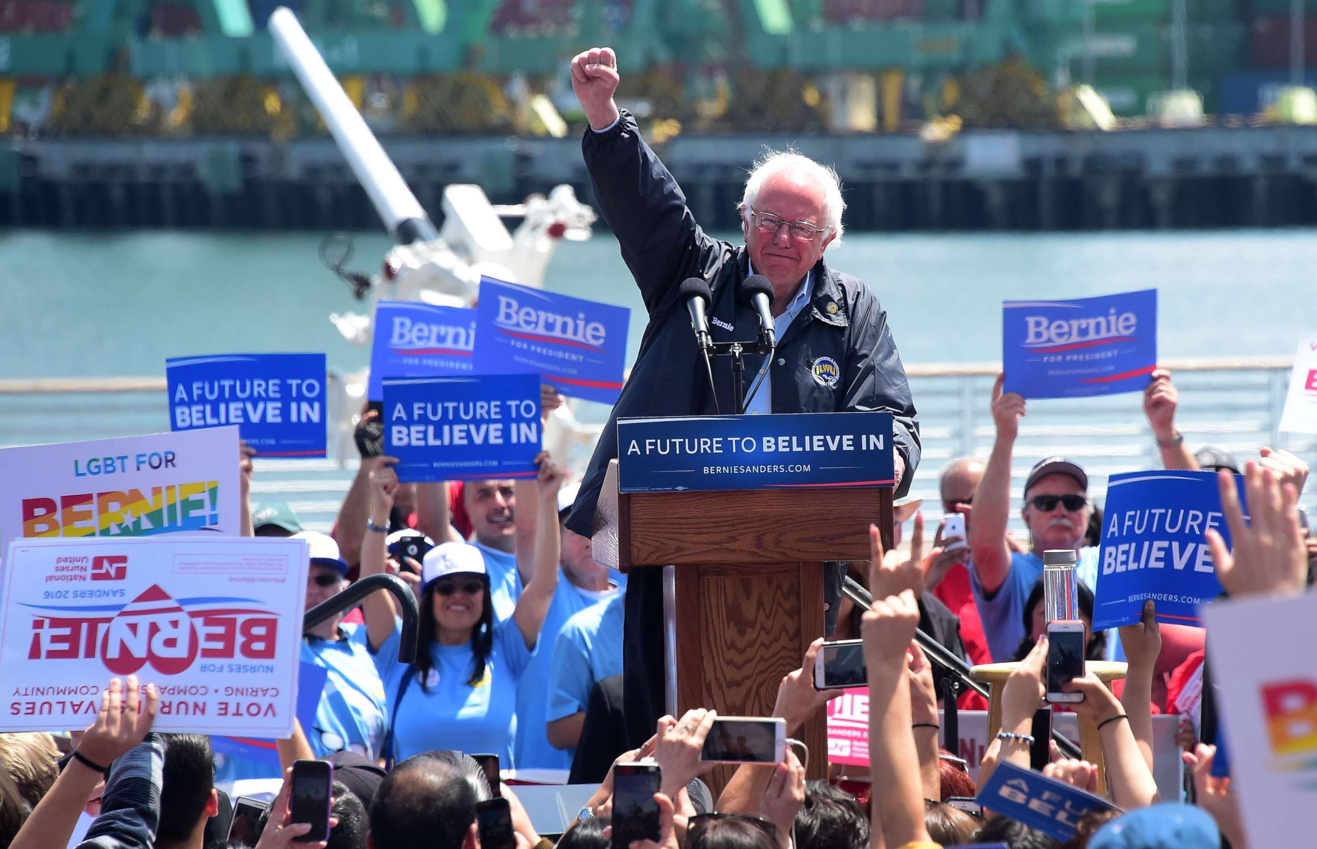 PHOTO: Democratic Party candidate Bernie Sanders speaks to supporters, May 27, 2016, in Los Angeles.