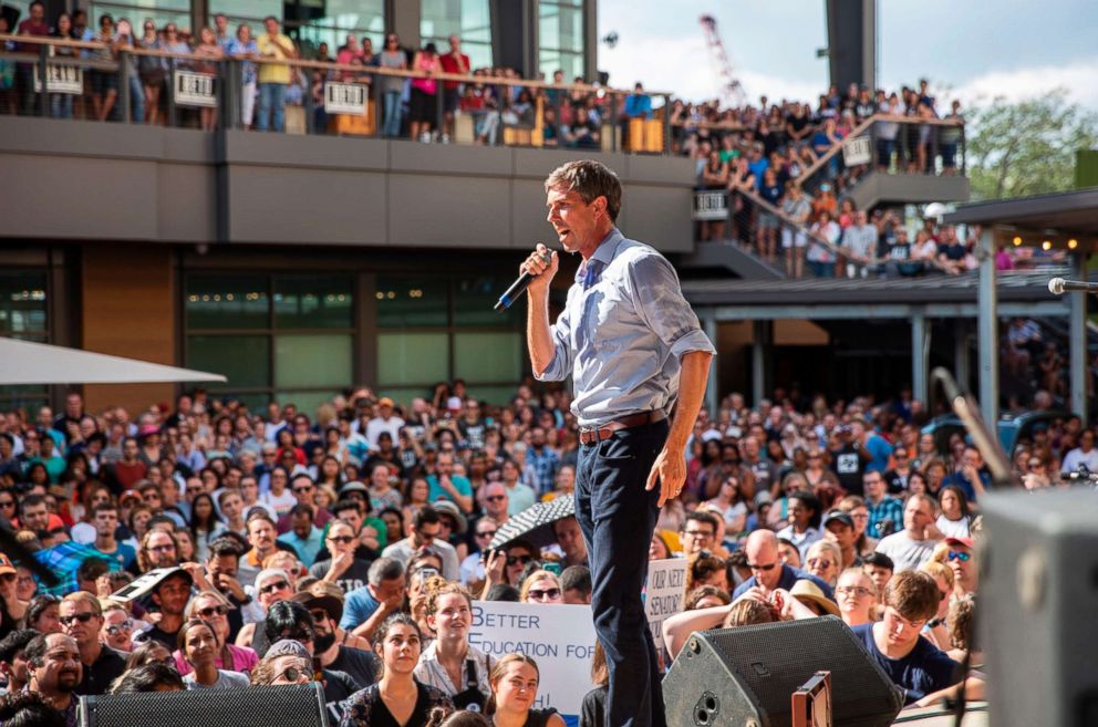 PHOTO: Beto O'Rourke speaks during a campaign rally in Plano, Texas, on Sept. 15, 2018.