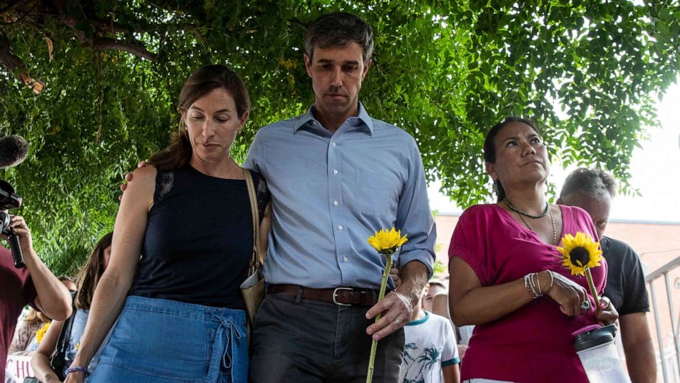 PHOTO: Democratic presidential candidate Beto O'Rourke walks next to his wife Amy Hoover Sanders and Rep. Veronica Escobar Sunday, Aug. 4, 2019.